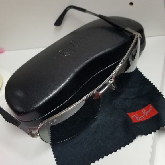 Ray Ban Sunglasses - Picture 2 of 3